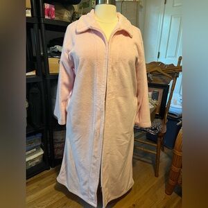 Cozy Pink Zip-Up Robe